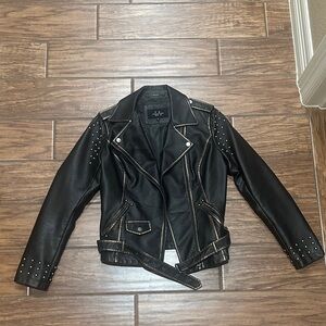 La coalition faux leather jacket size small